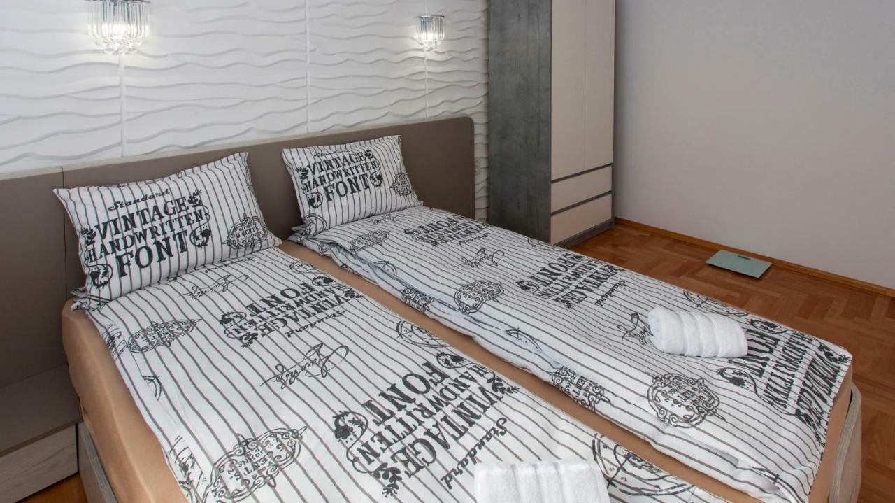 Apartment Diamond Center Gabrova Dış mekan fotoğraf